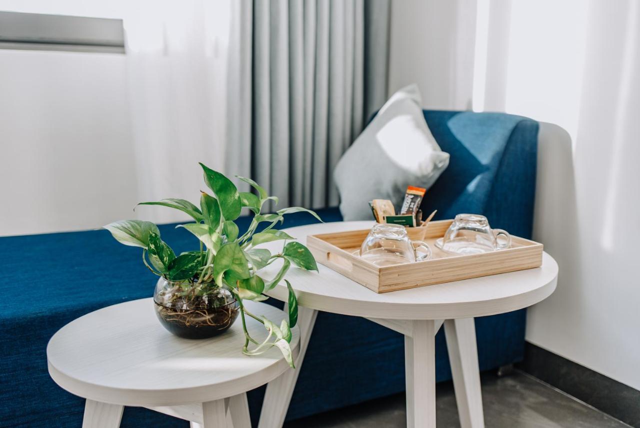 Olivia Hotel And Apartment Нячанг Экстерьер фото